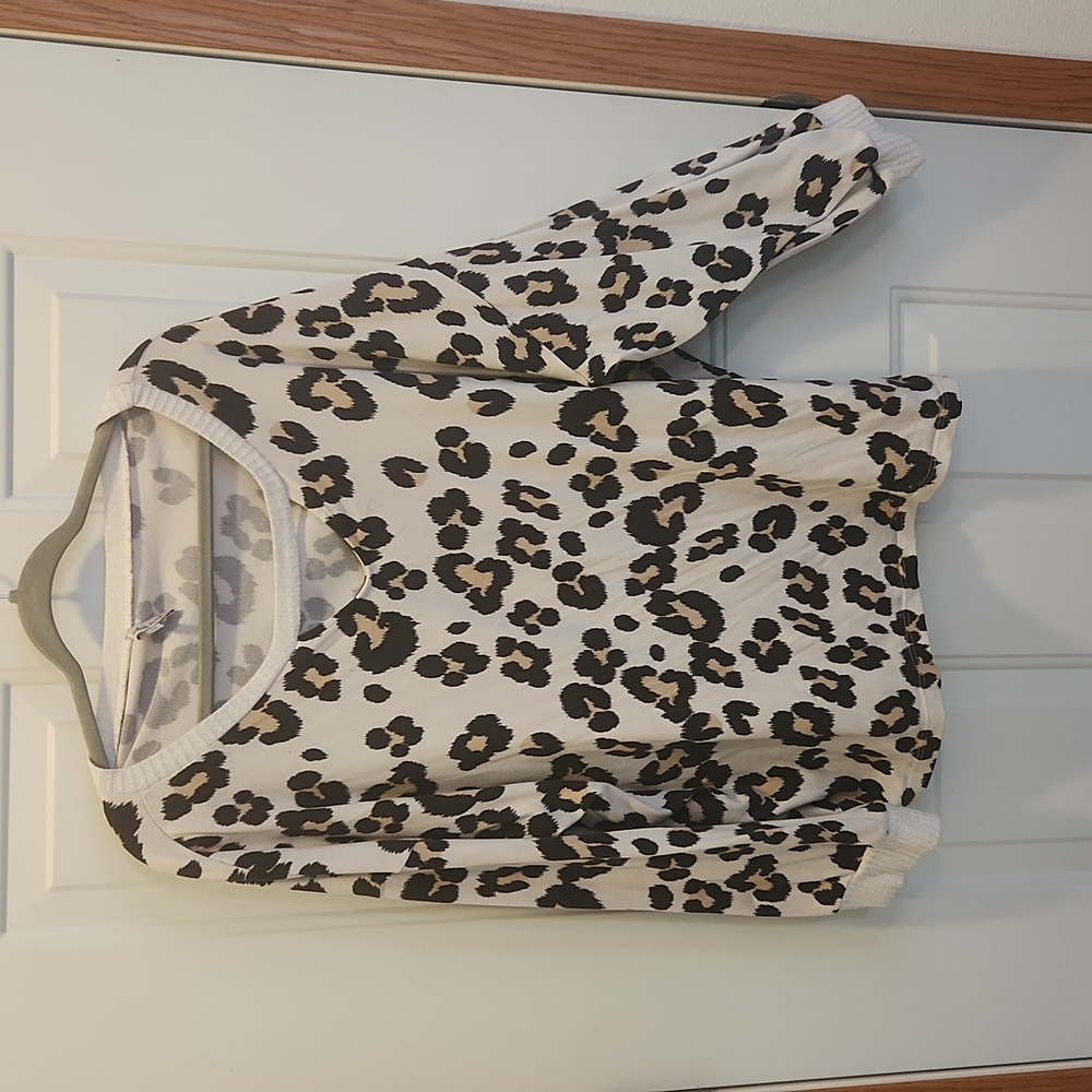 Long Sleeve Cheetah Print Top
